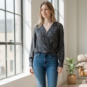 RAILS Hillary Animal Print Long Sleeve Blouse In Charcoal